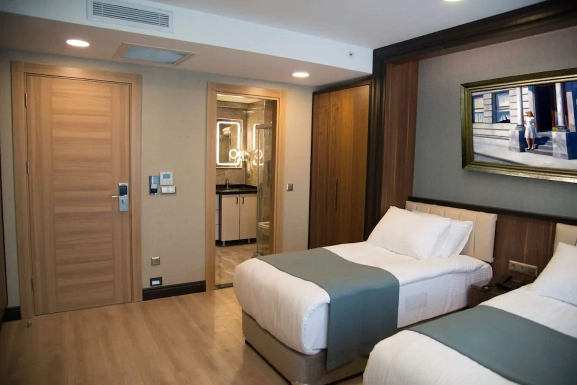 Hotel Valens Downtown 4*